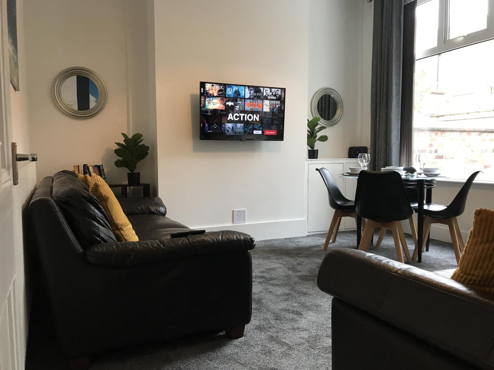 Bright Spacious 3-Bed With Office & Patio, Preston Preston  Exterior foto